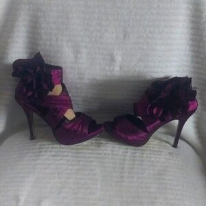 Mascotte sandal in size 8 1/2 Purple